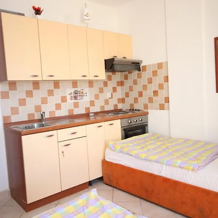 3316g Povljana