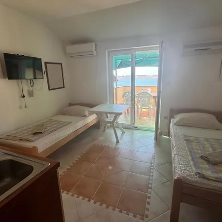 Apartment 3316g *